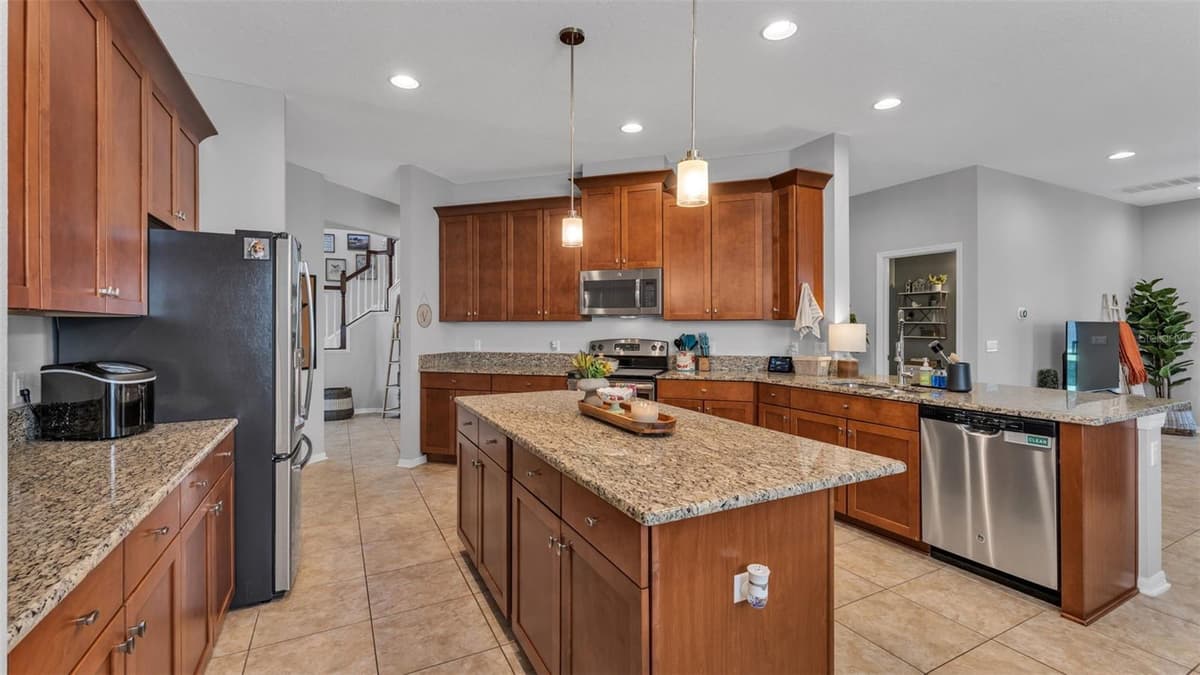1826 ALTAVISTA CIRCLE — photo 7 of 51