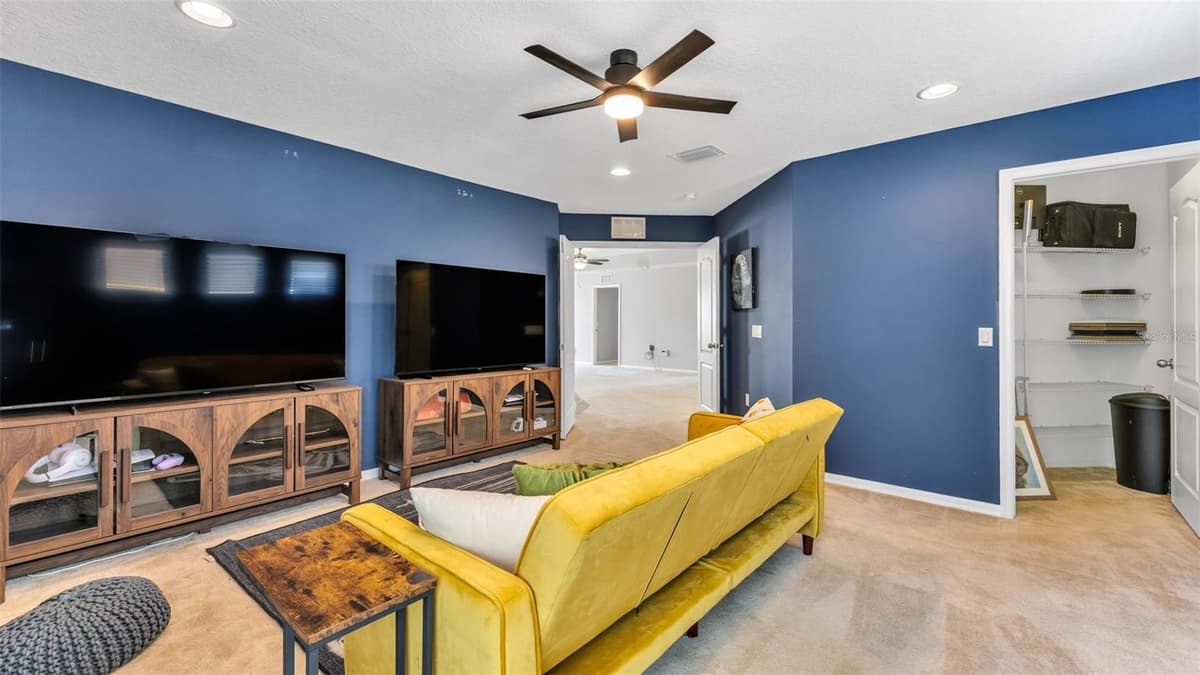 1826 ALTAVISTA CIRCLE — photo 38 of 51