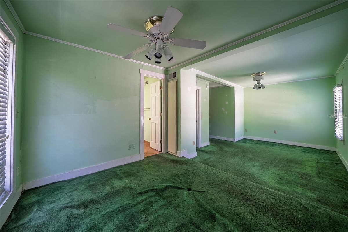 813 GREENWOOD STREET — photo 16 of 43
