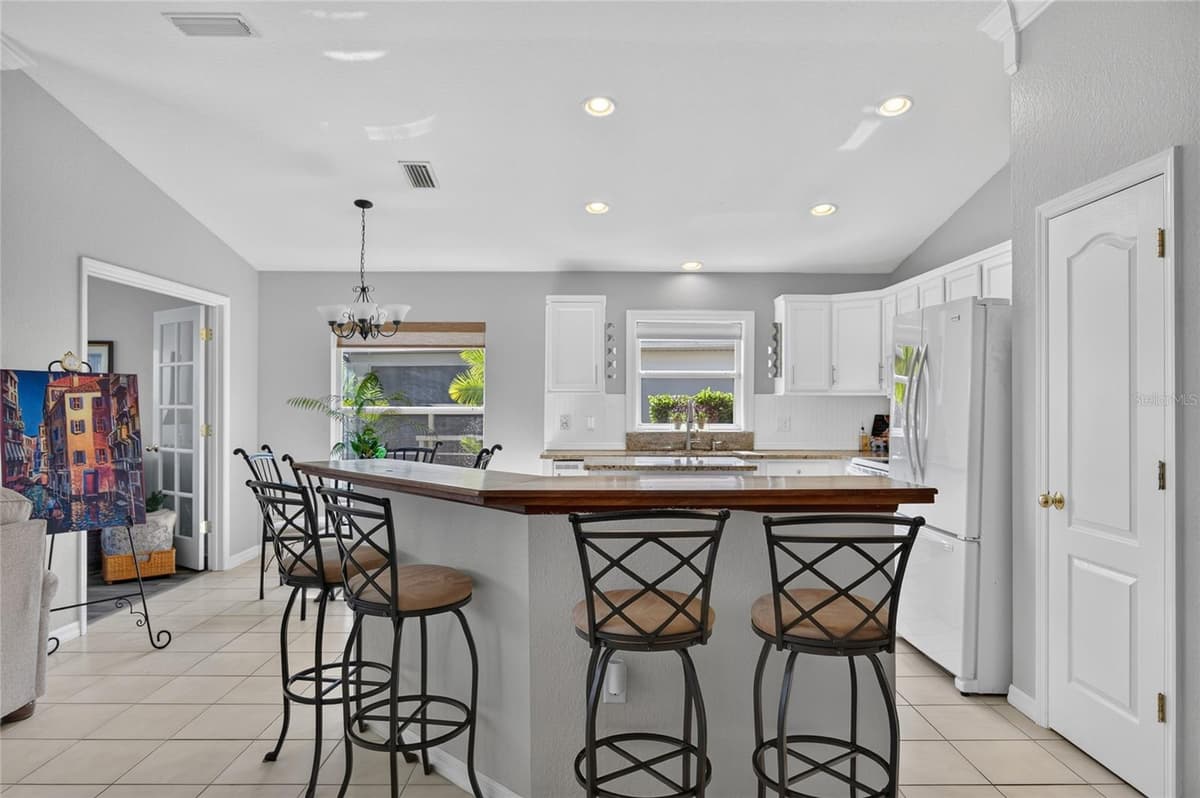 1550 SCARLETT AVENUE — photo 13 of 49