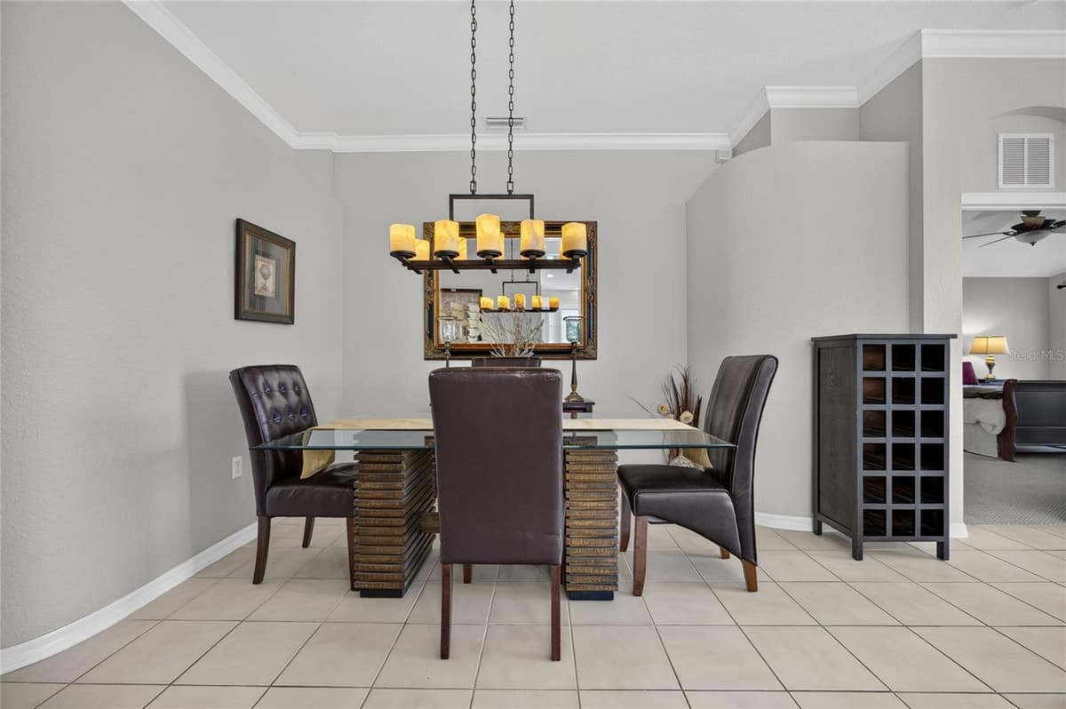 1550 SCARLETT AVENUE — photo 6 of 49