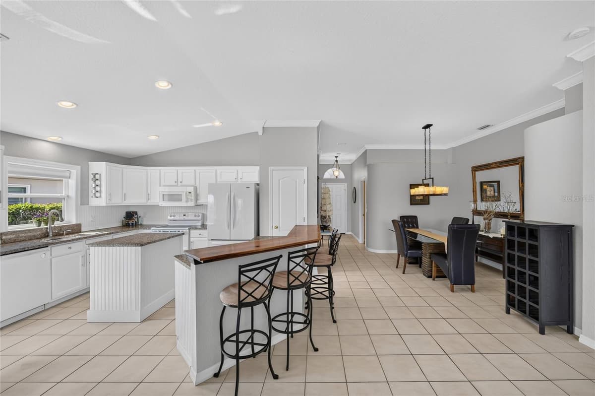 1550 SCARLETT AVENUE — photo 8 of 49
