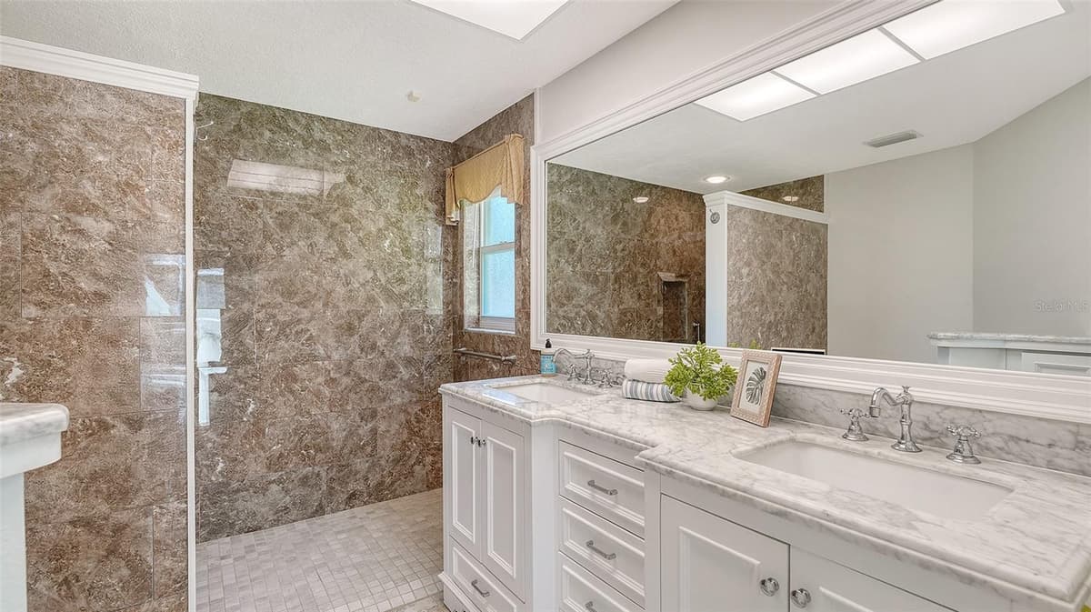 23 ARBOR OAKS DRIVE — photo 18 of 33