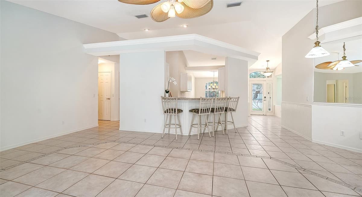 23 ARBOR OAKS DRIVE — photo 9 of 33