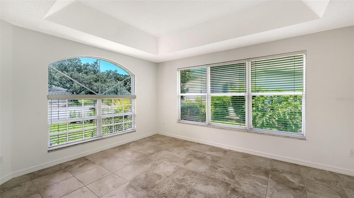 23 ARBOR OAKS DRIVE — photo 5 of 33