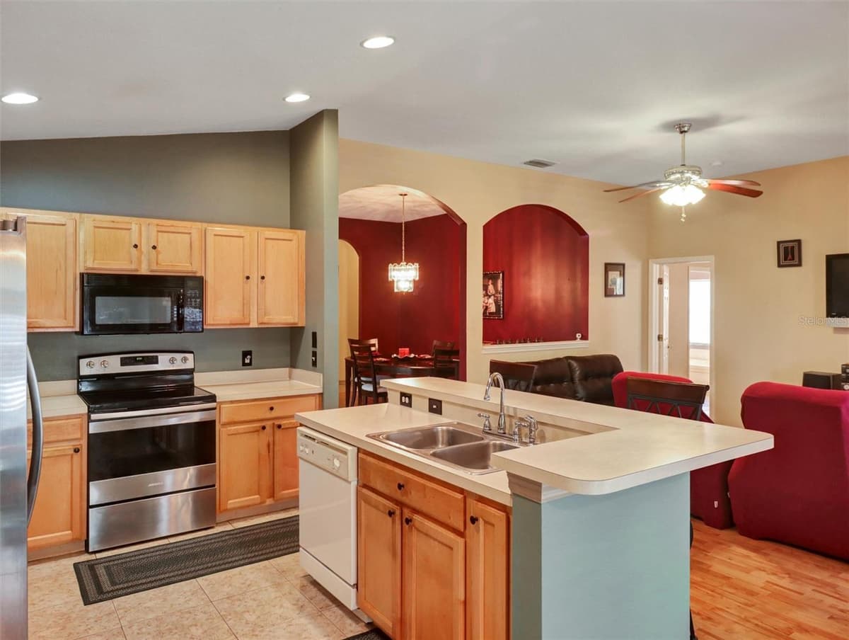 7515 TERRACE RIVER DRIVE — photo 16 of 37