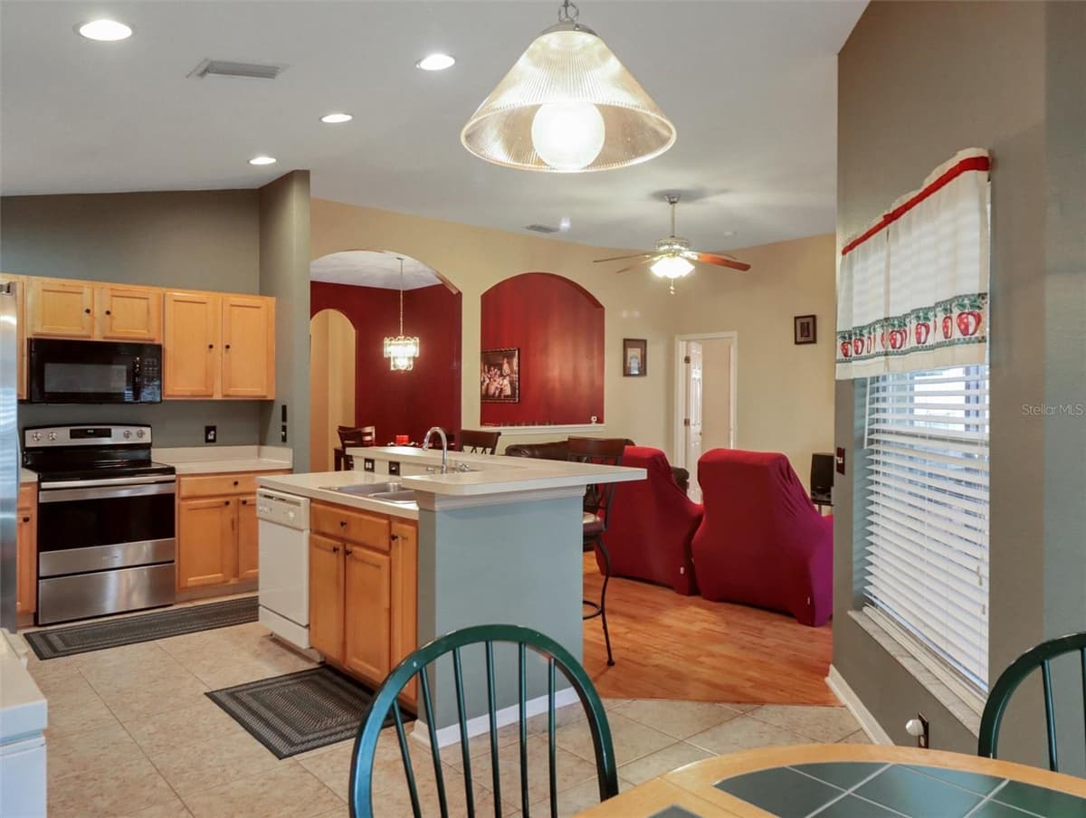 7515 TERRACE RIVER DRIVE — photo 17 of 37