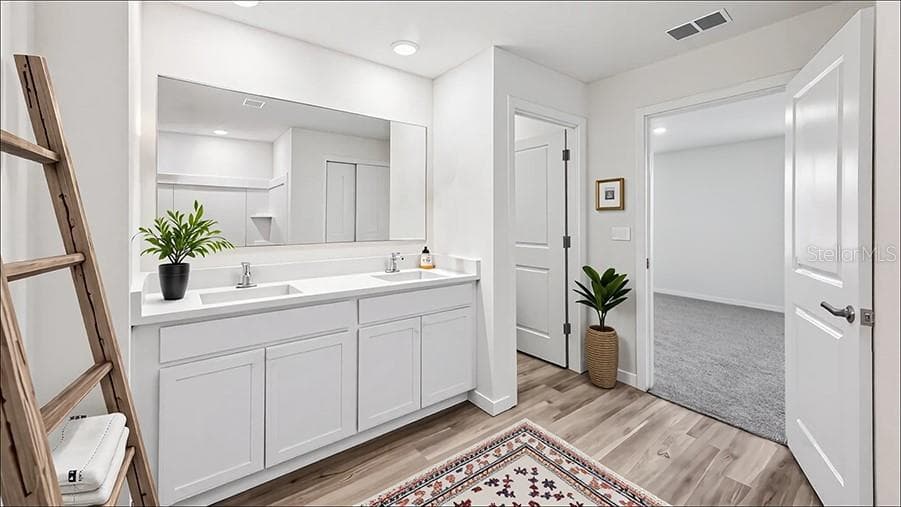 6872 45TH AVENUE — photo 7 of 18