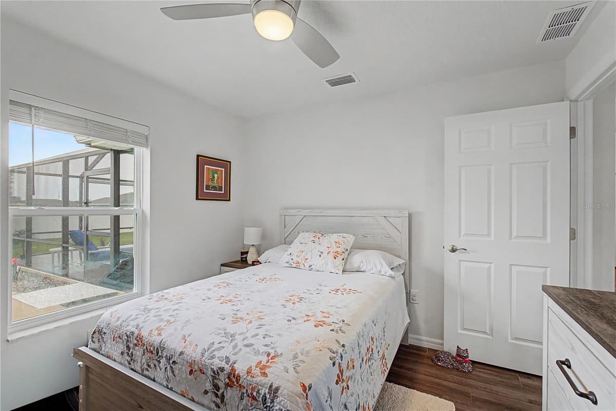 4322 MARYLAND STREET — photo 19 of 40