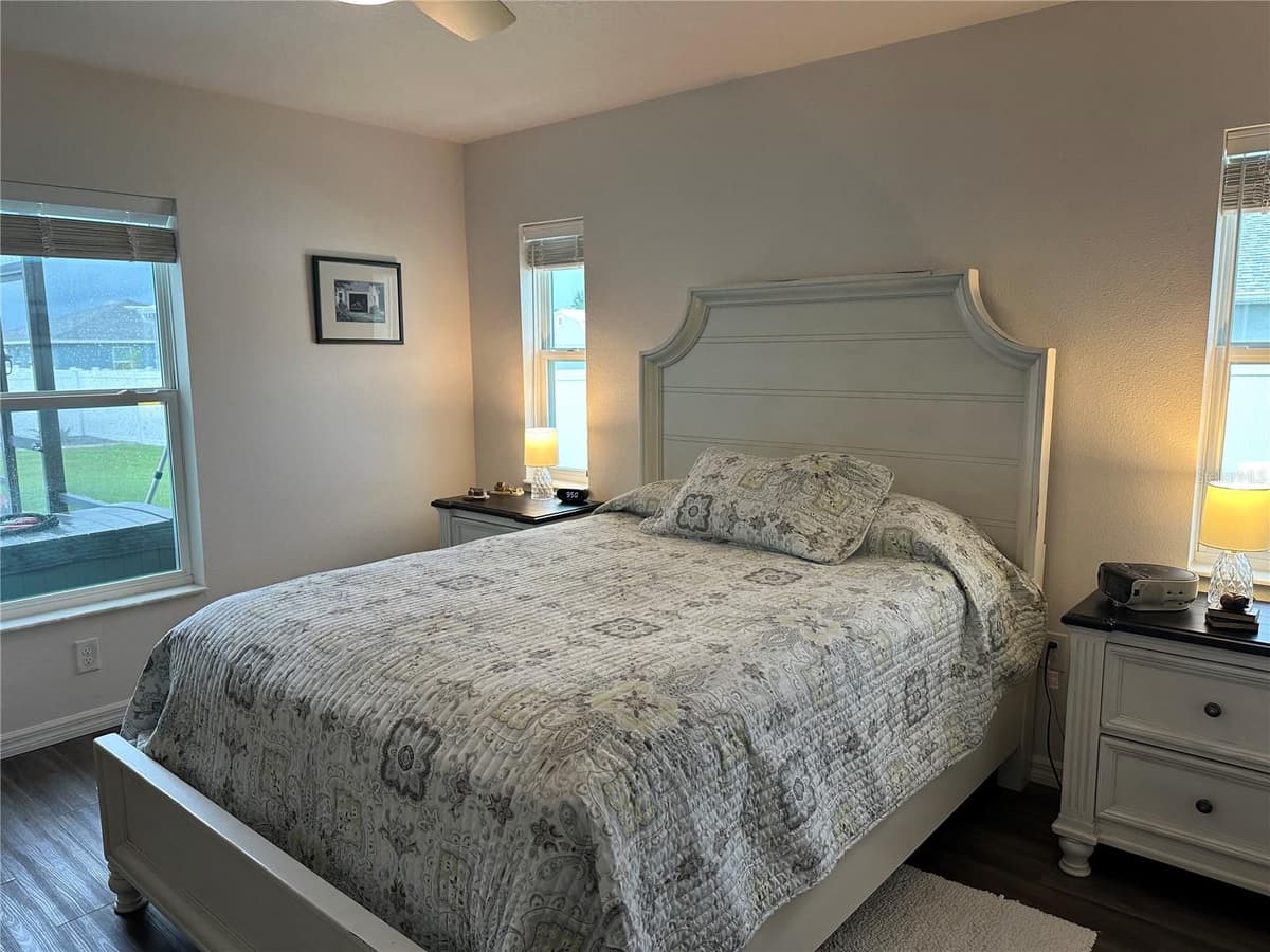 4322 MARYLAND STREET — photo 12 of 40