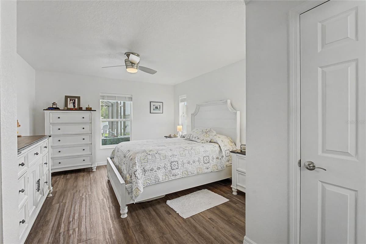 4322 MARYLAND STREET — photo 14 of 40