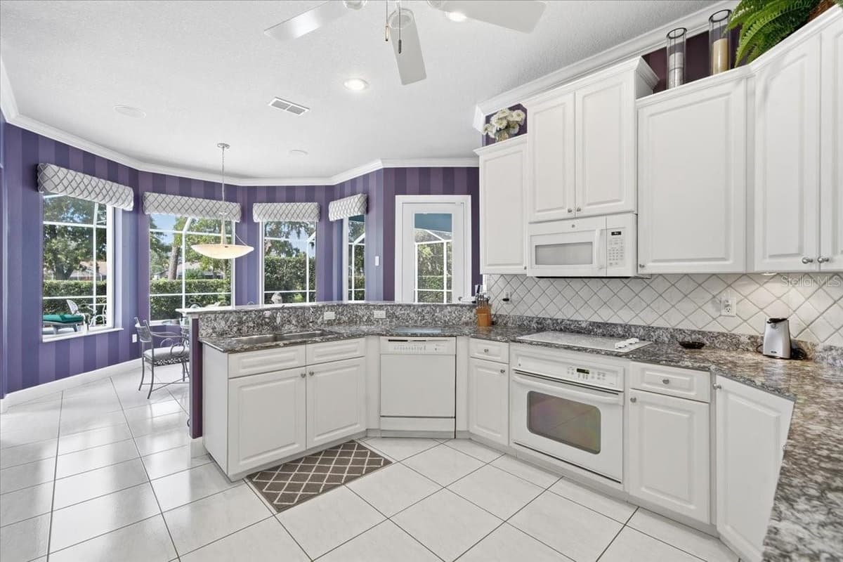 9251 GRAND CYPRESS DRIVE — photo 36 of 78