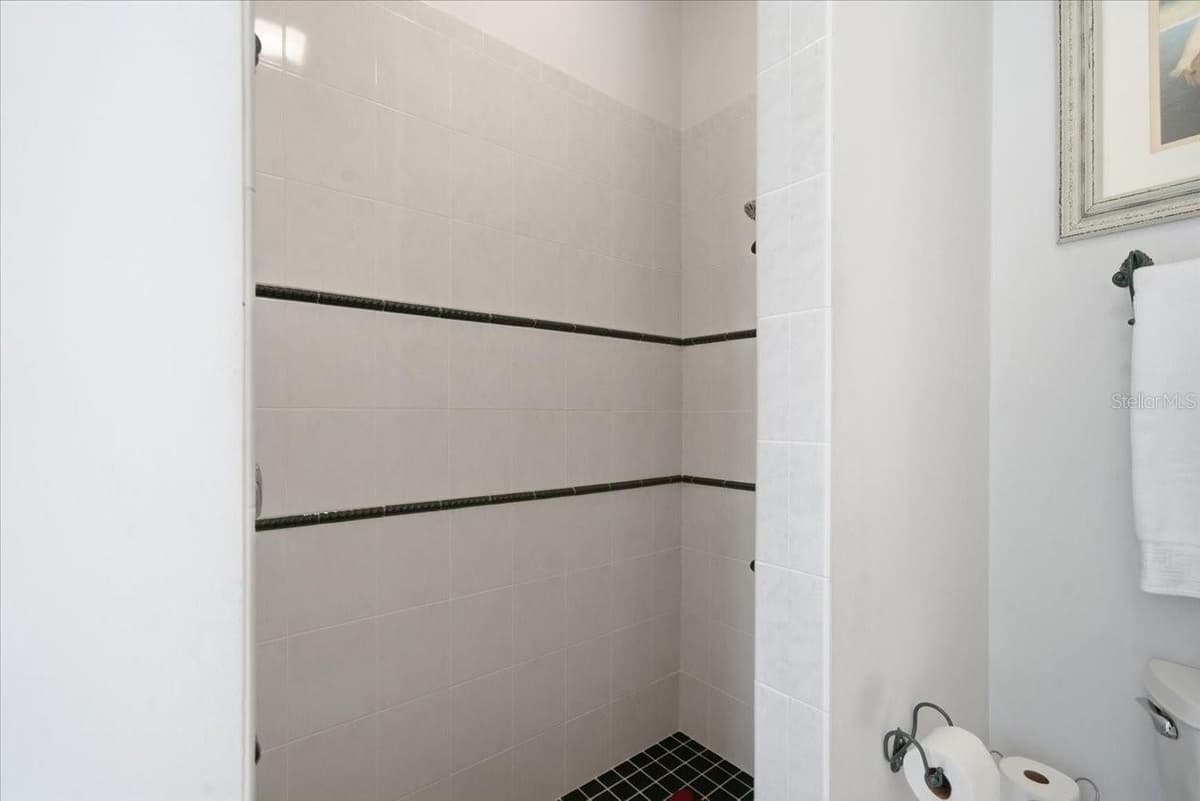 9251 GRAND CYPRESS DRIVE — photo 64 of 78