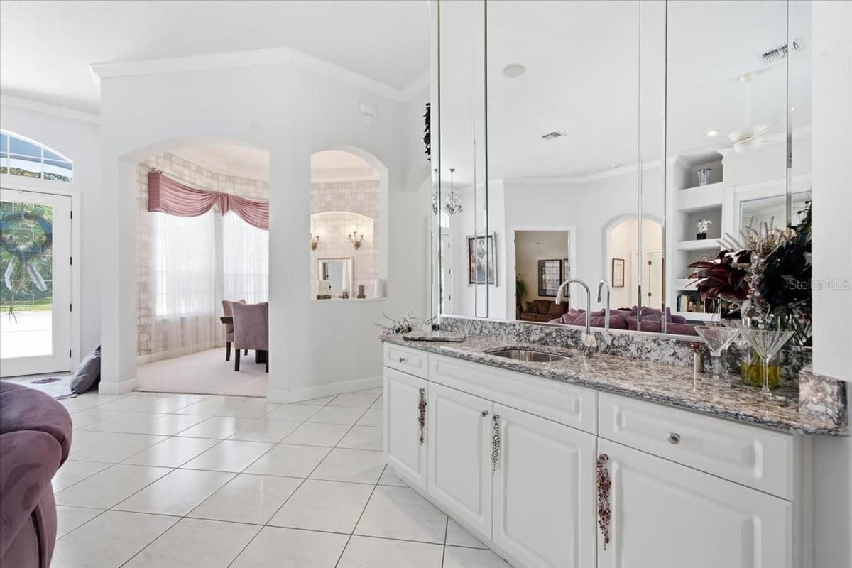9251 GRAND CYPRESS DRIVE — photo 32 of 78