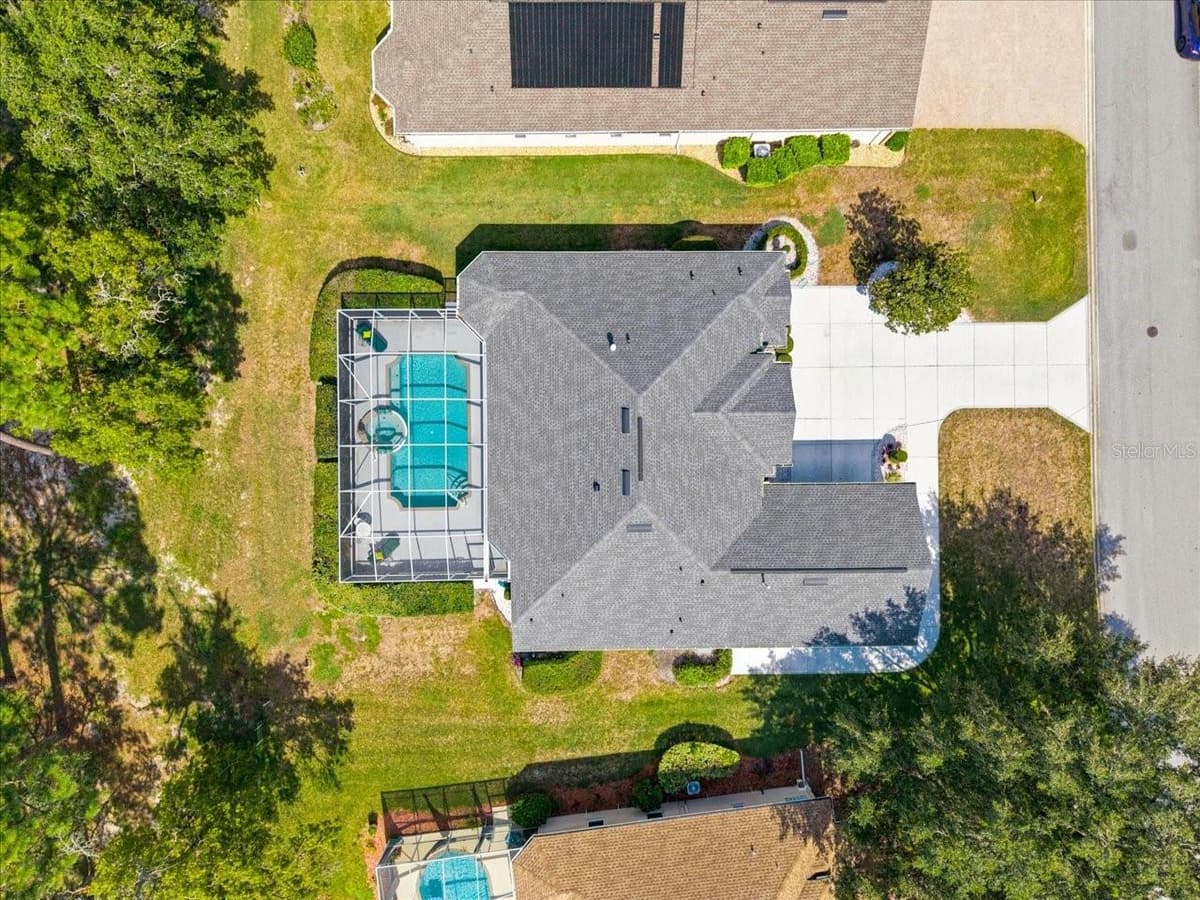9251 GRAND CYPRESS DRIVE — photo 16 of 78