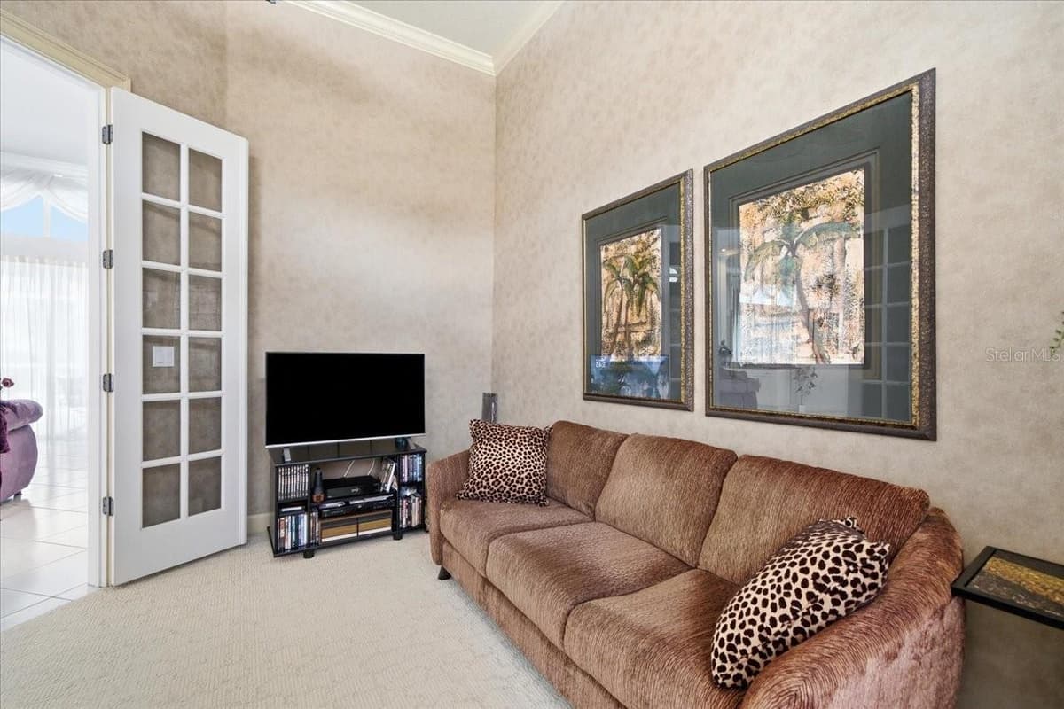 9251 GRAND CYPRESS DRIVE — photo 45 of 78