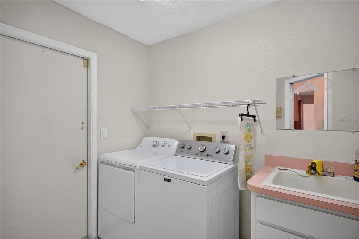 13625 DEVENTER COURT — photo 33 of 57