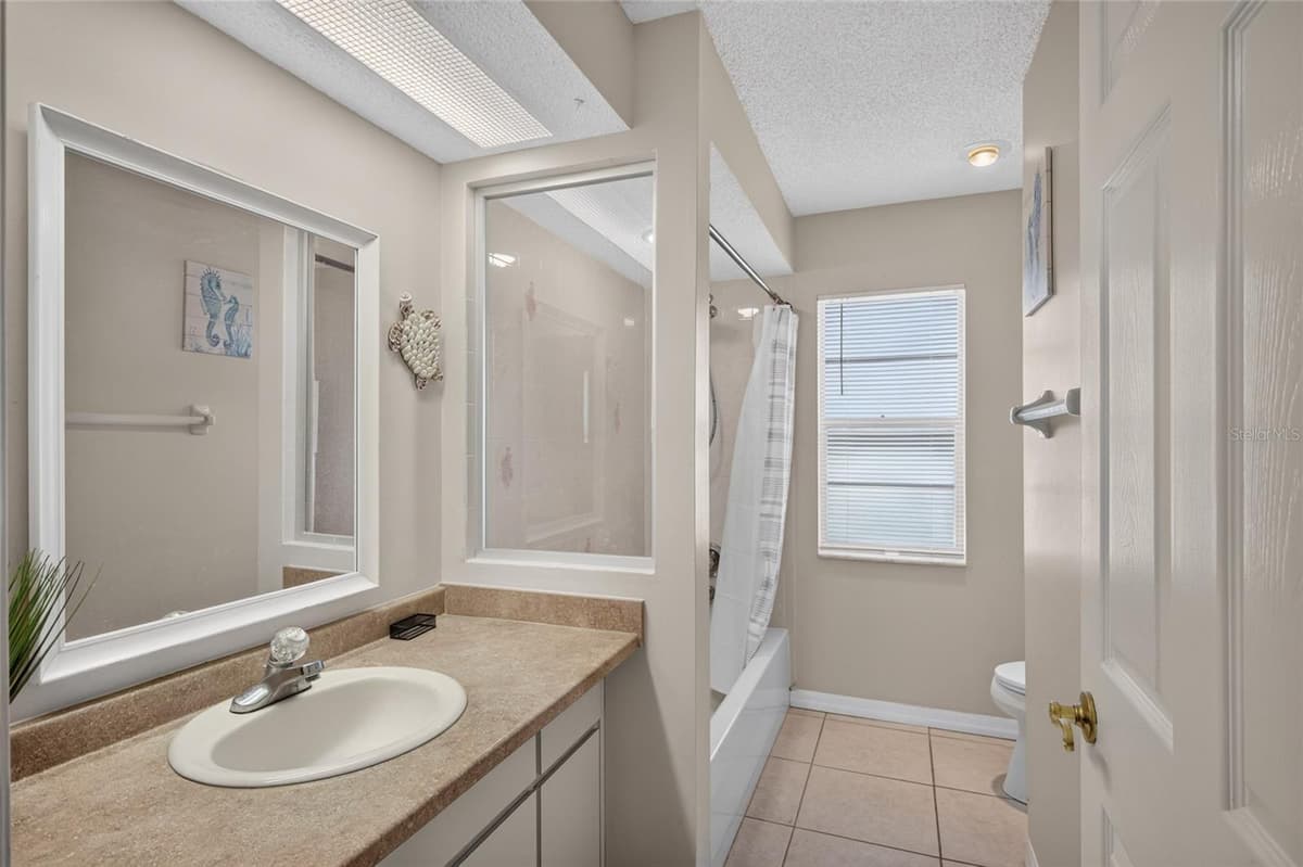 13625 DEVENTER COURT — photo 38 of 57