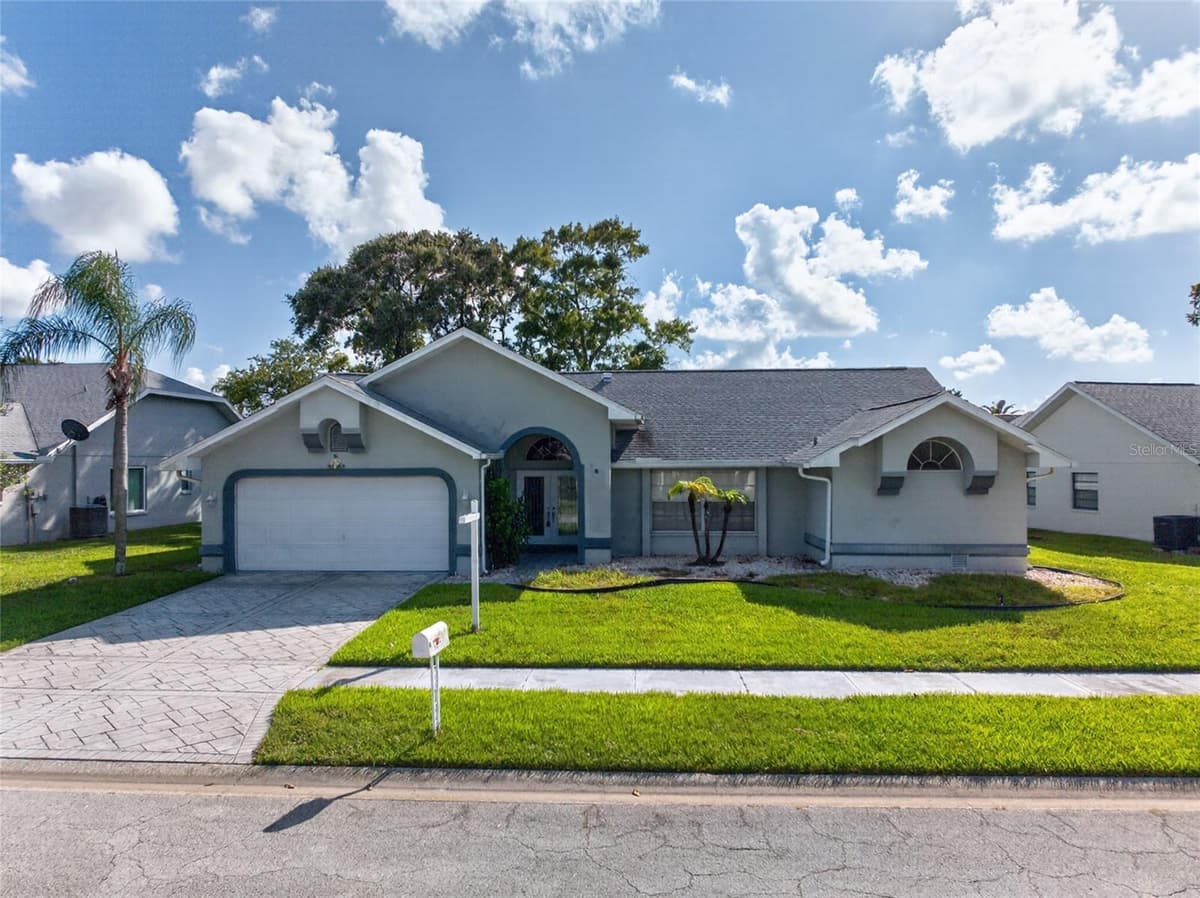 13625 DEVENTER COURT — photo 45 of 57