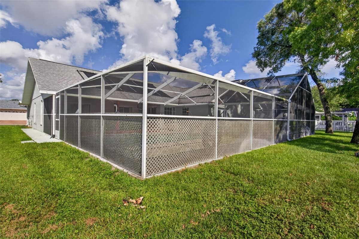 13625 DEVENTER COURT — photo 4 of 57