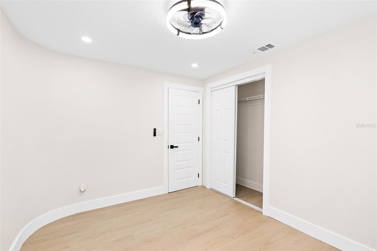 4311 FRIERSON AVENUE — photo 36 of 71