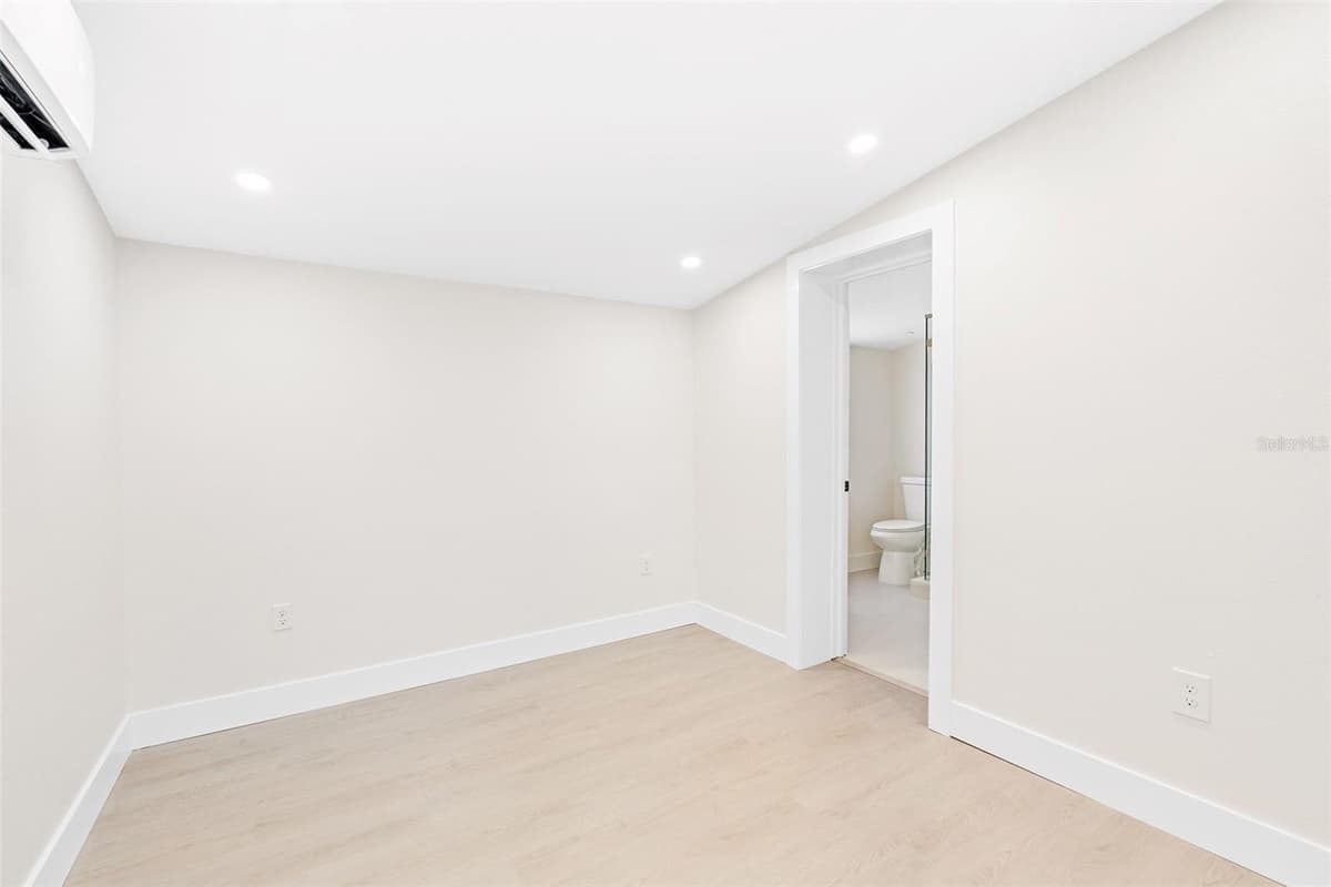 4311 FRIERSON AVENUE — photo 49 of 71