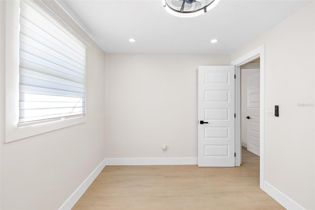 4311 FRIERSON AVENUE — photo 40 of 71