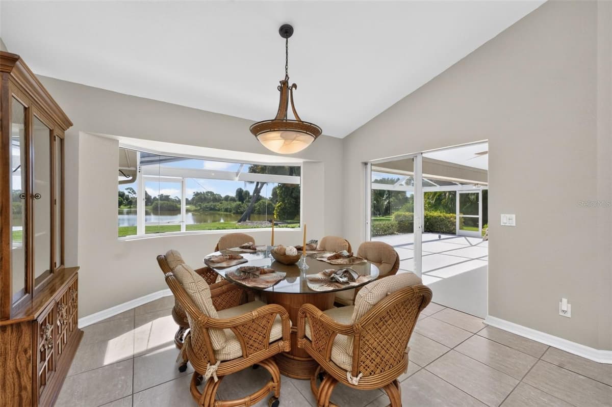 8 SPORTSMAN ROAD — photo 10 of 38