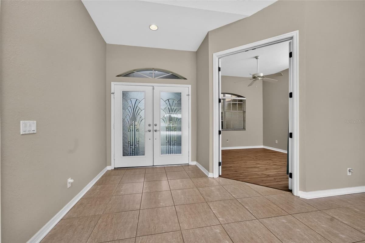 8 SPORTSMAN ROAD — photo 6 of 38