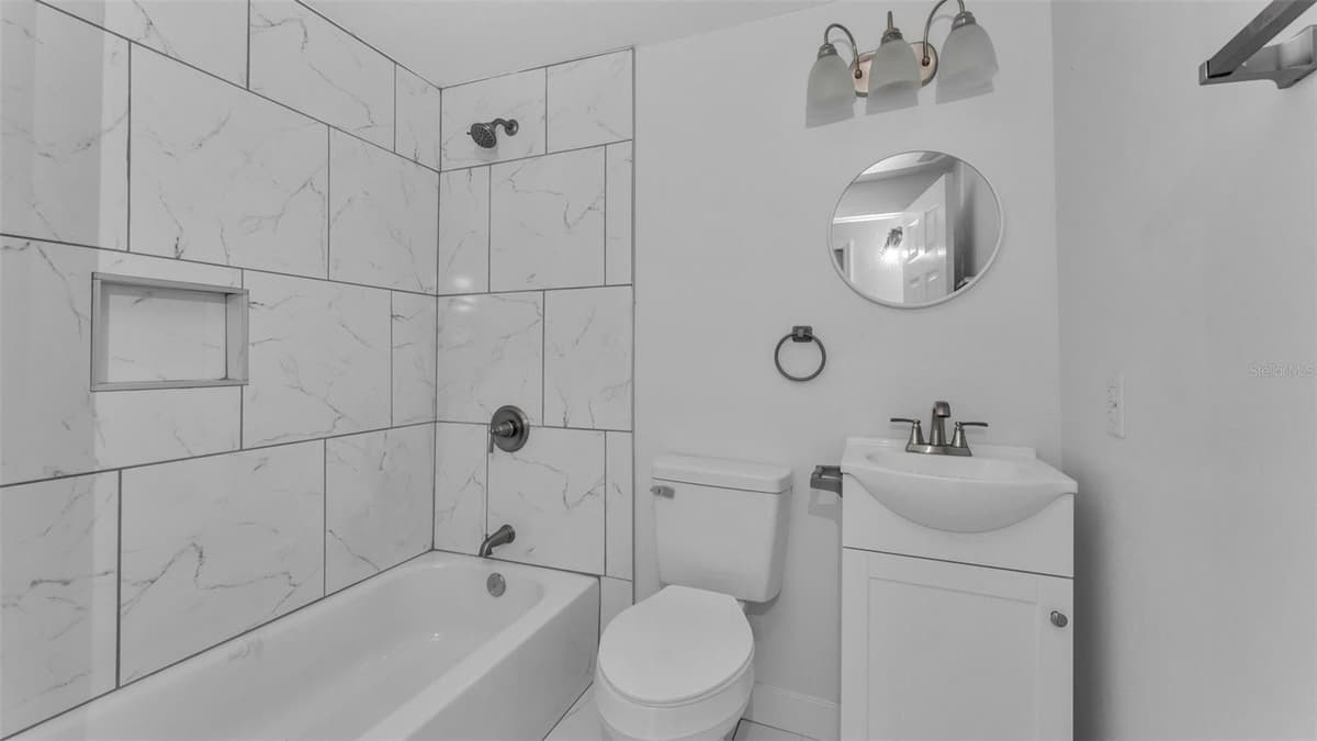 1060 STANFORD STREET — photo 30 of 34