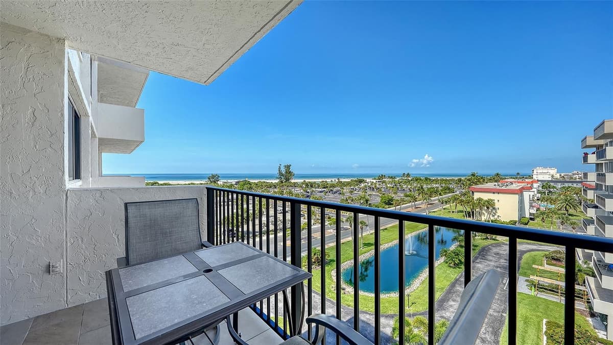 1055 BEACH ROAD — photo 44 of 92