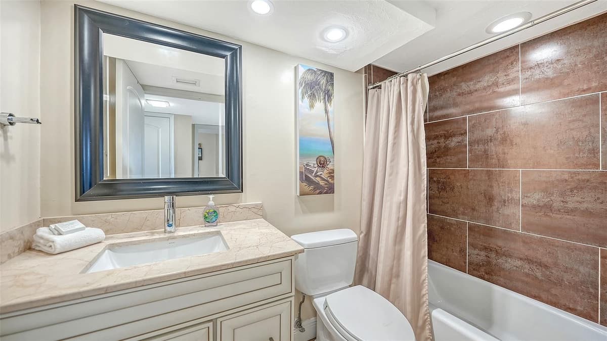 1055 BEACH ROAD — photo 36 of 92