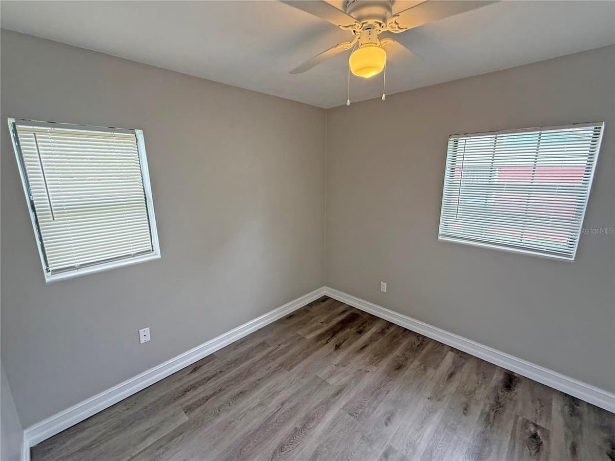 1116 EDITH AVENUE — photo 12 of 14