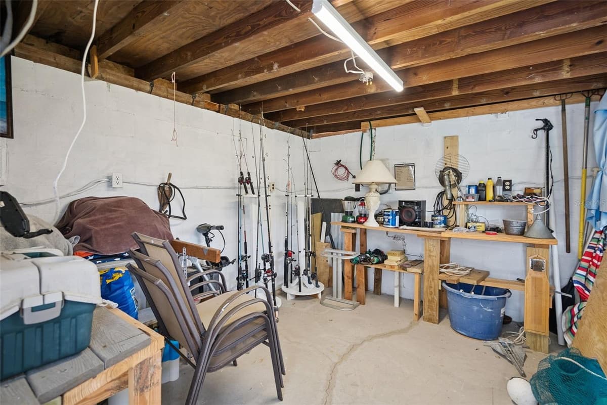 109 DOUGLAS STREET — photo 27 of 52