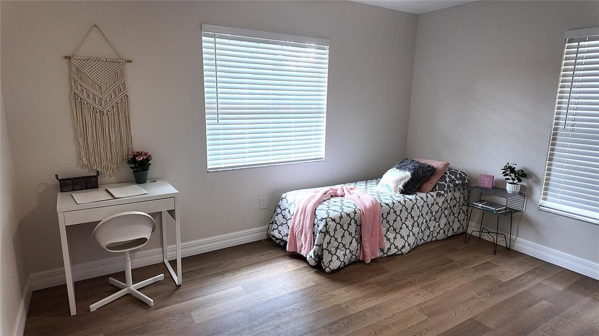 39608 MEADOWOOD LOOP — photo 30 of 40