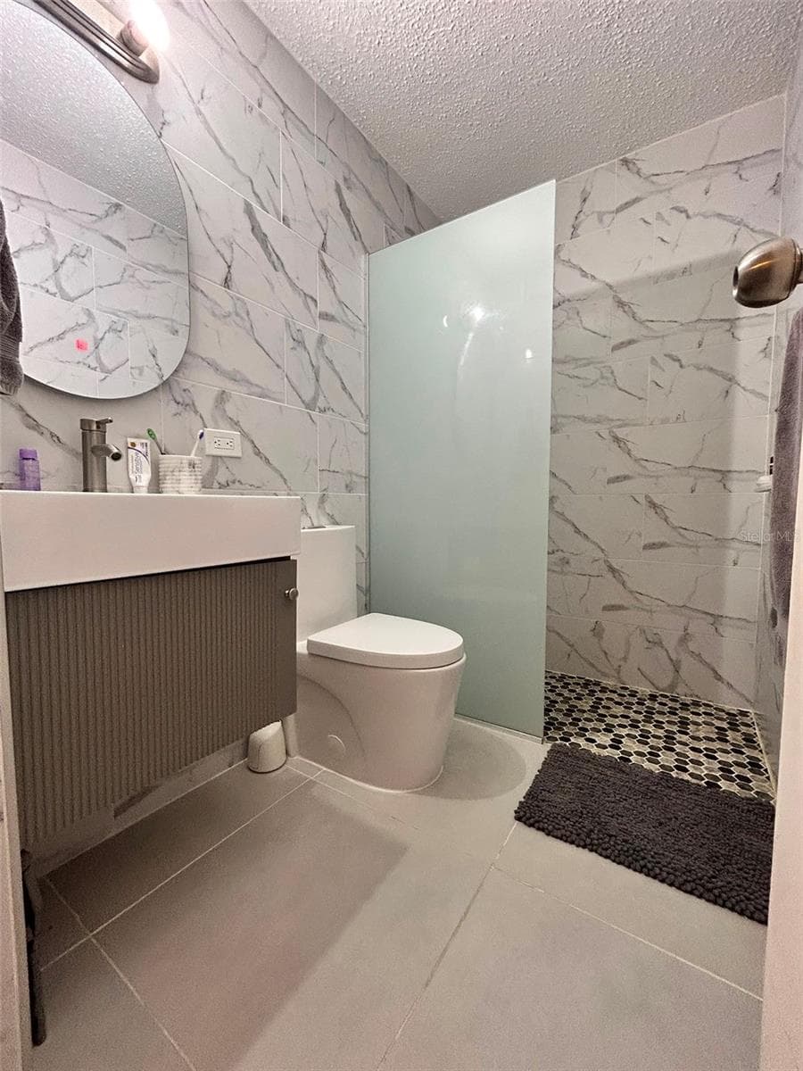 Carr 2 AVE. ALGARROBO — photo 12 of 24