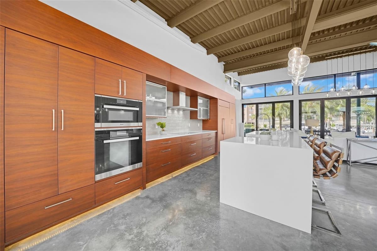 870 PARTRIDGE COURT — photo 14 of 49