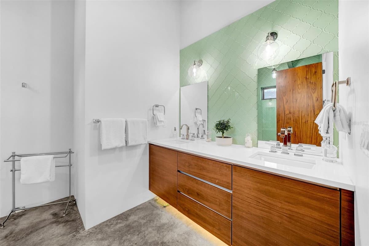 870 PARTRIDGE COURT — photo 24 of 49