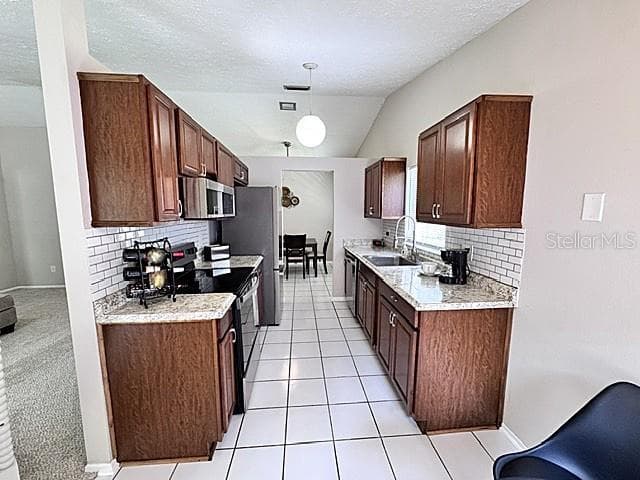 16004 GRASS LAKE DRIVE — photo 9 of 27