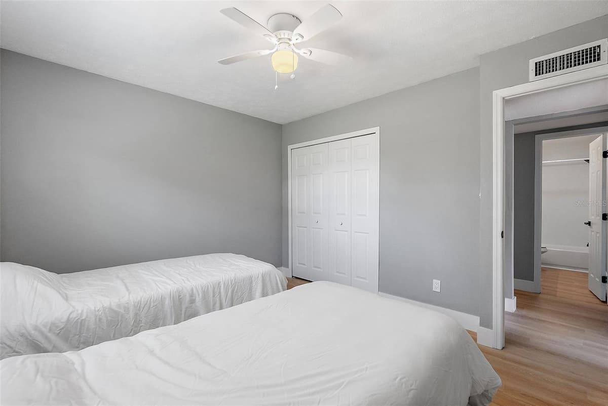 3926 HELENA STREET — photo 24 of 31