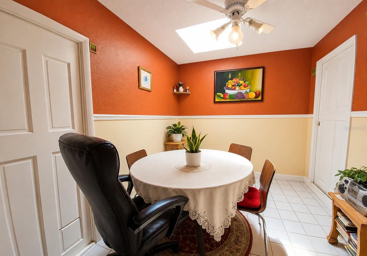 707 IOWA WOODS CIRCLE — photo 6 of 21