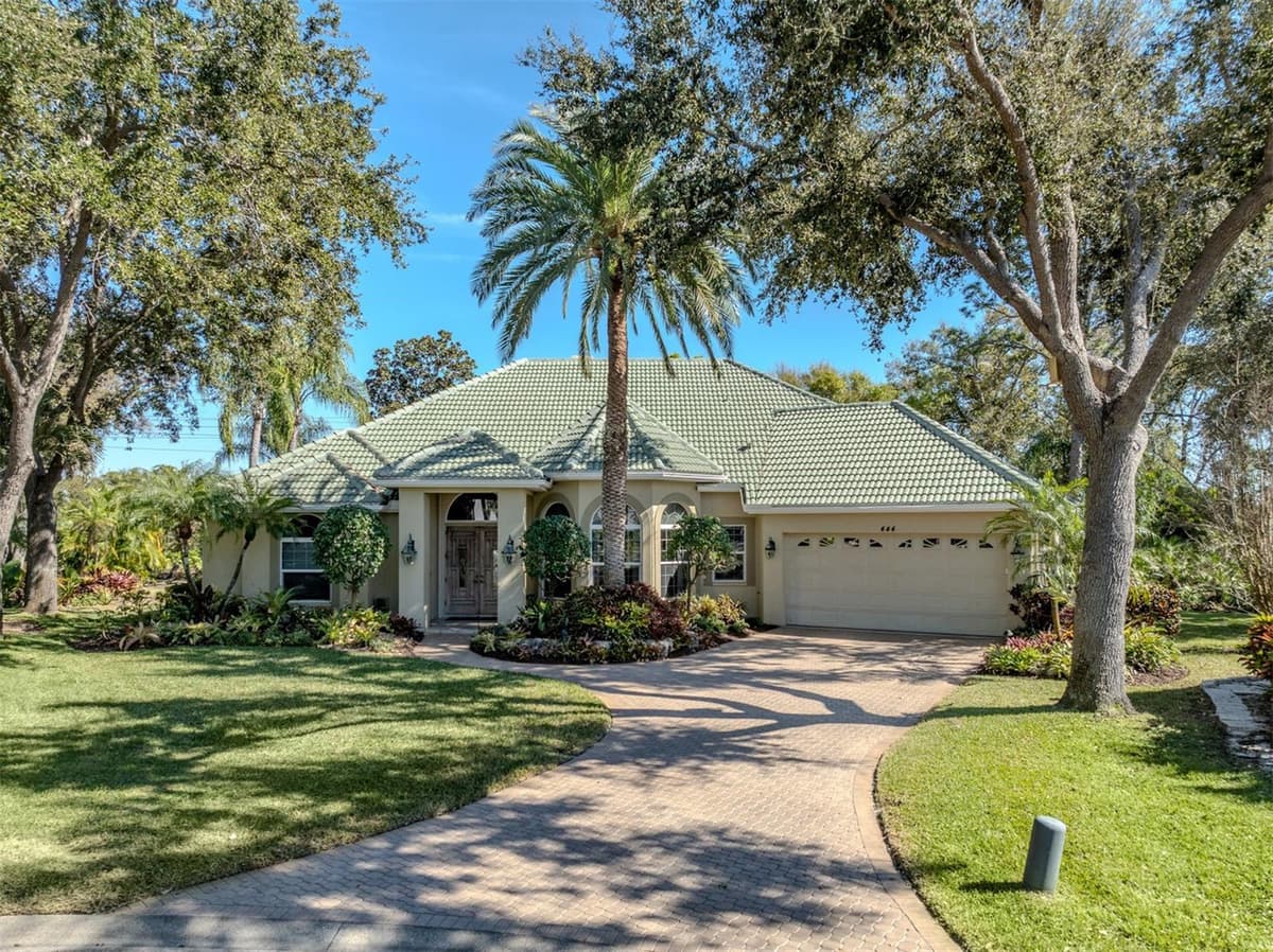 444 TREMINGHAM WAY — photo 9 of 95
