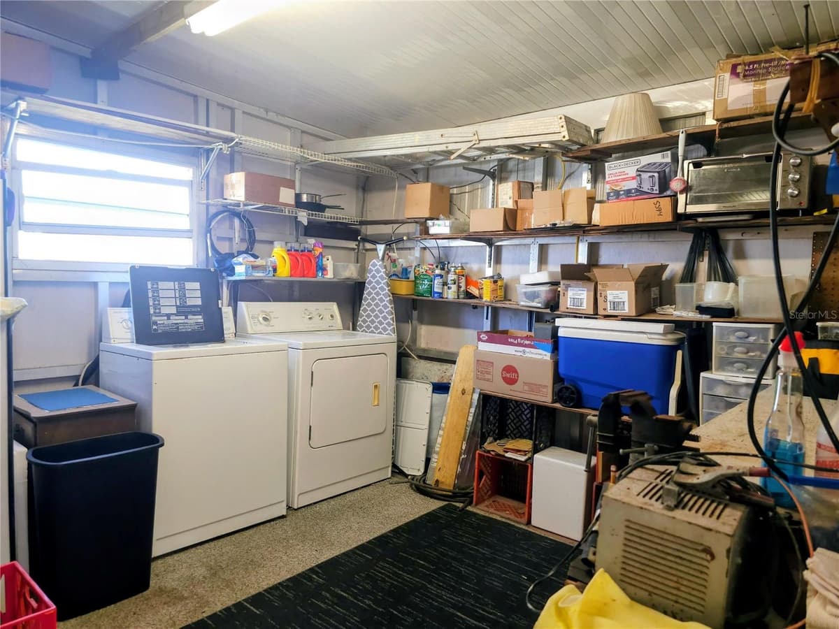 2910 SAN FRANCISCO LANE — photo 4 of 33