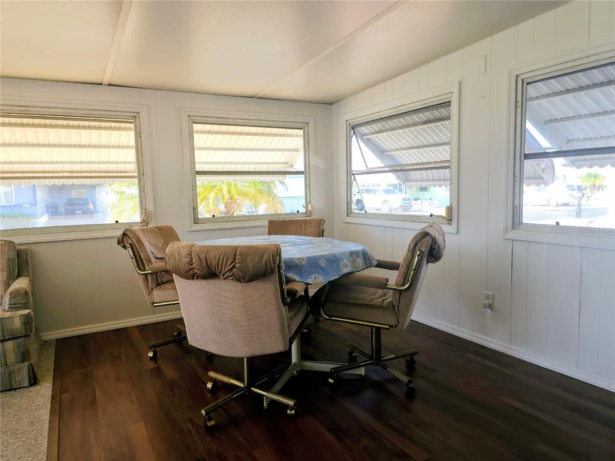 2910 SAN FRANCISCO LANE — photo 23 of 33