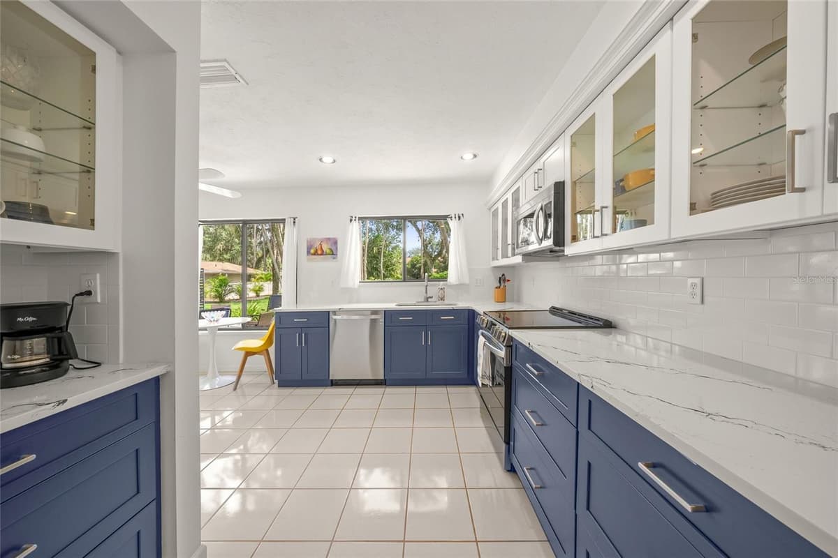 7547 SILVER FERN BOULEVARD — photo 14 of 33