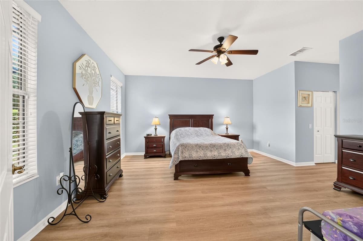 8447 82ND CIRCLE — photo 33 of 69
