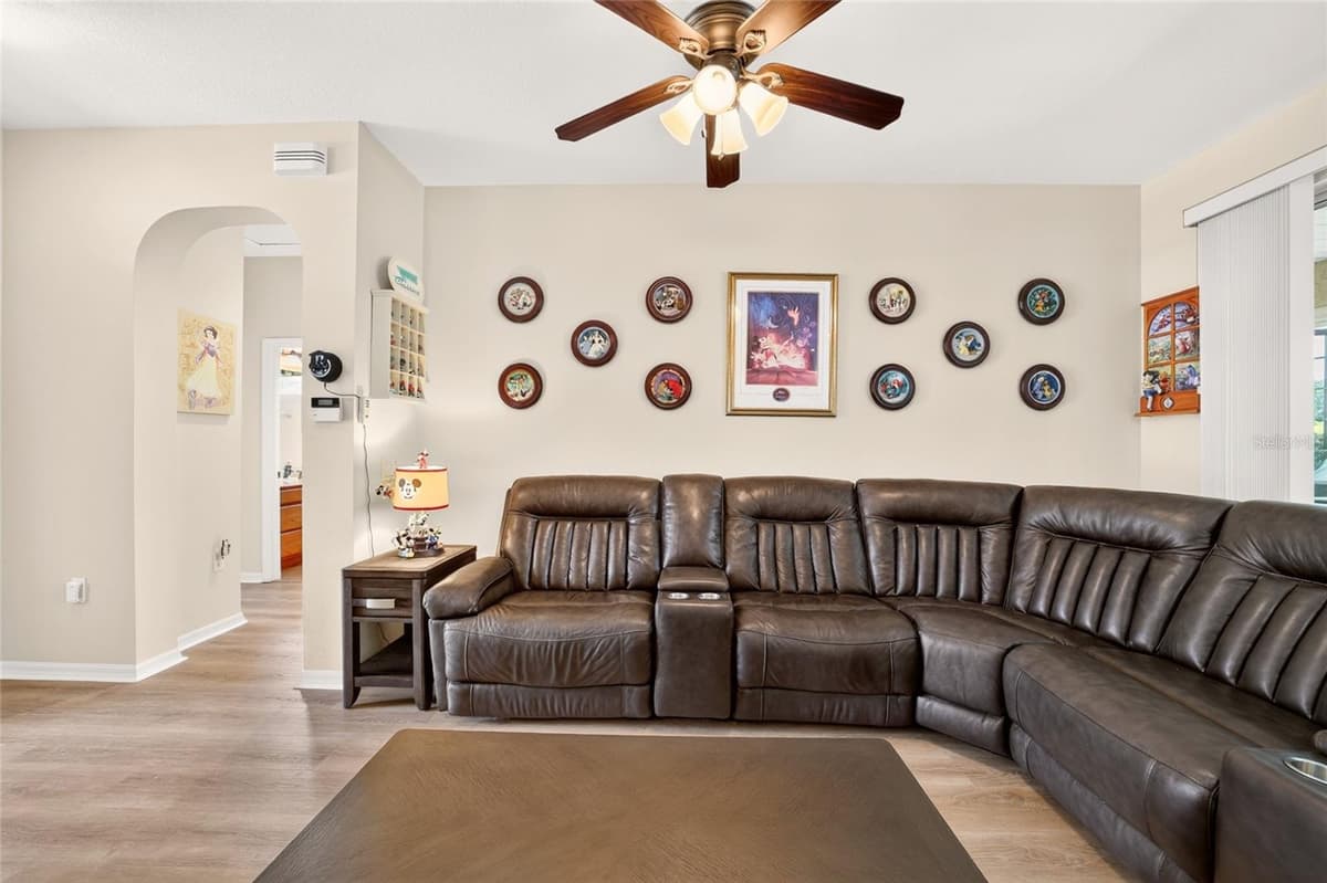 8447 82ND CIRCLE — photo 19 of 69