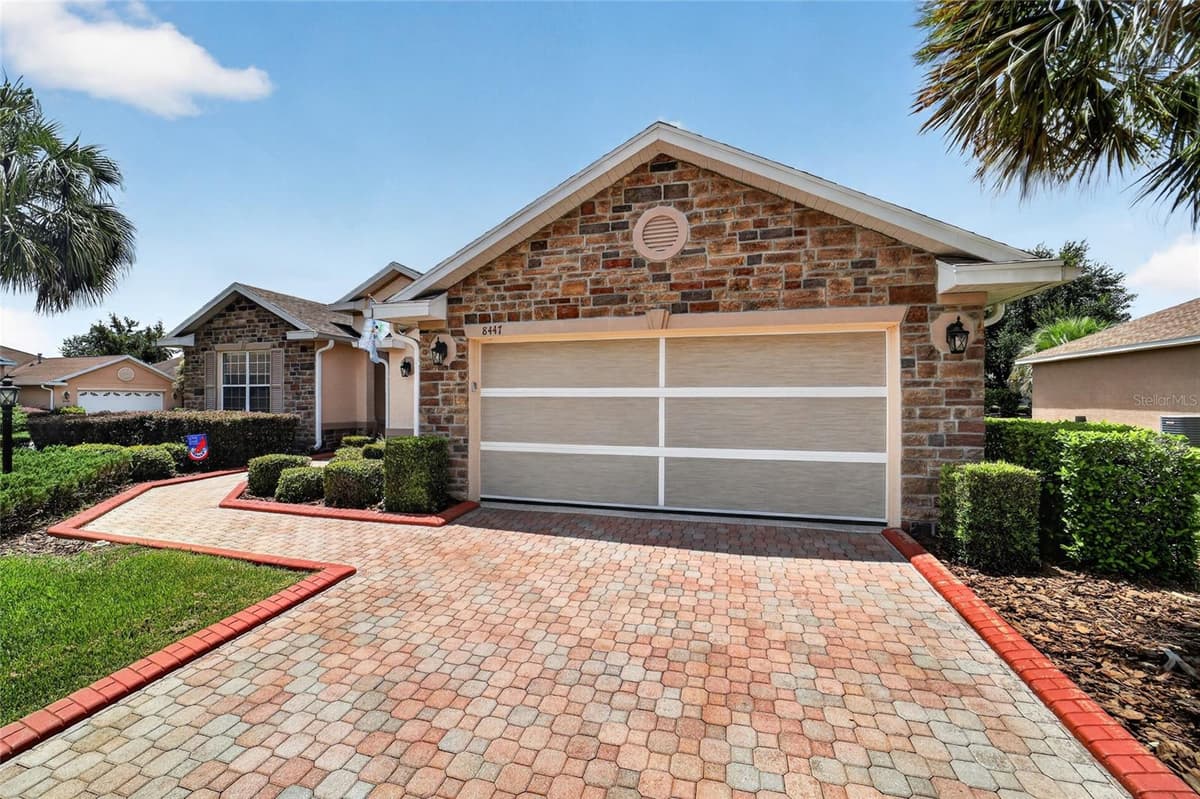 8447 82ND CIRCLE — photo 4 of 69