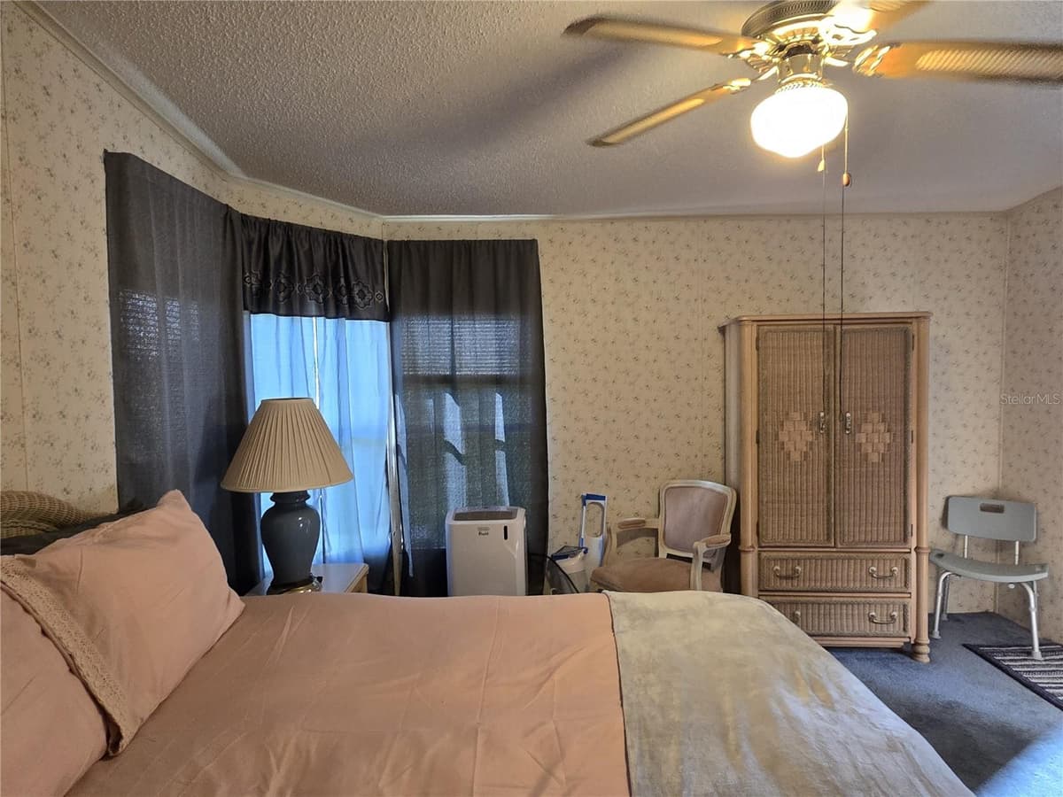 4007 COHEN DRIVE — photo 14 of 25