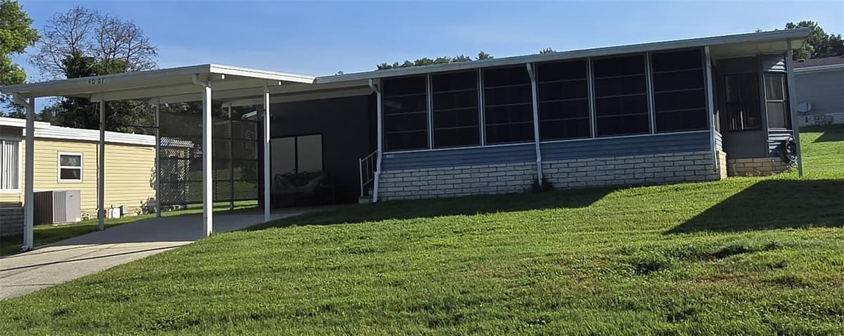 4007 COHEN DRIVE — photo 2 of 25